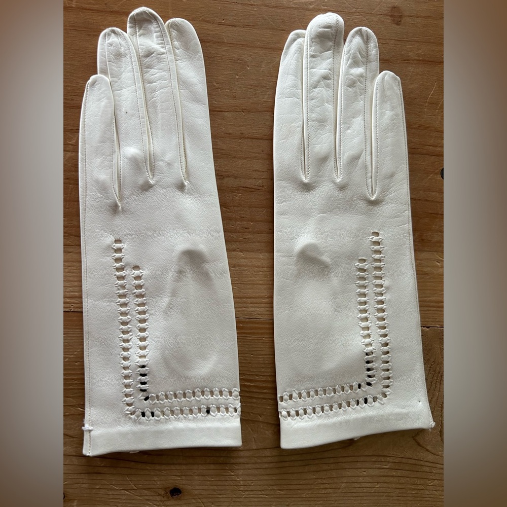 Italian leather gloves for women